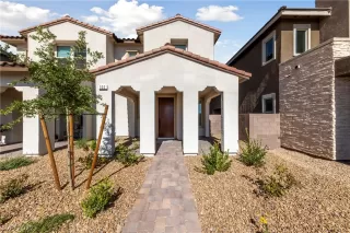 Photo #2: 2402566 Listing 