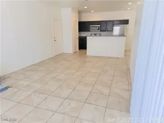 Photo #1: 2402570 Listing 