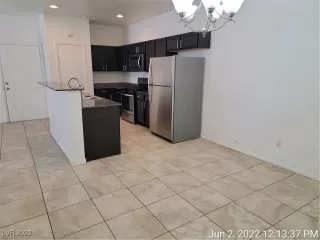 Photo #6: 2402570 Listing 