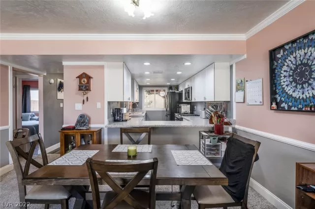 MLS: 2402621 Condo For Sale