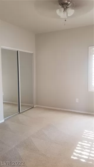 Photo #6: 2402729 Listing 