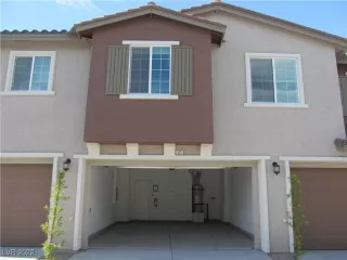 Photo #2: 2402791 Listing 
