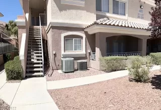 Photo #1: 2402793 Listing