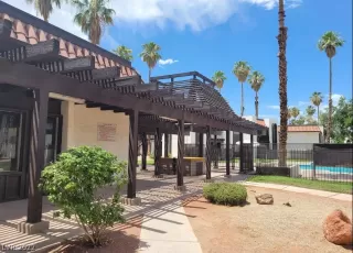 Photo #2: 2402824 Listing 