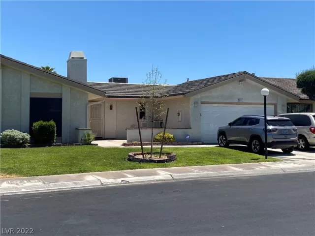 MLS: 2402863 Condo For Sale