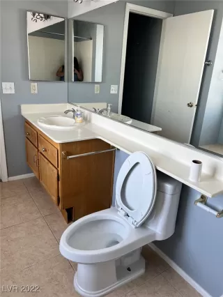 Photo #4: 2402866 Listing 