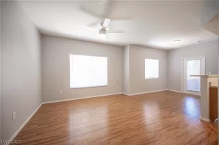 Photo #2: 2402880 Listing