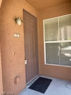 Photo #2: 2402967 Listing 