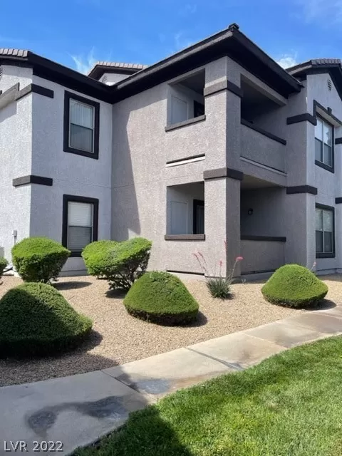 MLS: 2403131 Condo For Sale