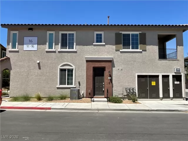 MLS: 2403156 Condo For Sale