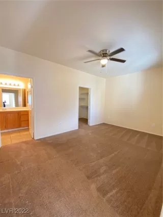 Photo #4: 2403217 Listing 