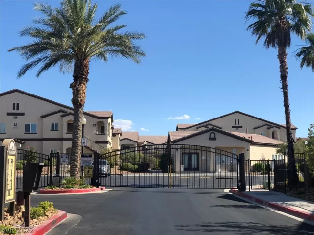 MLS: 2403242 Condo For Sale