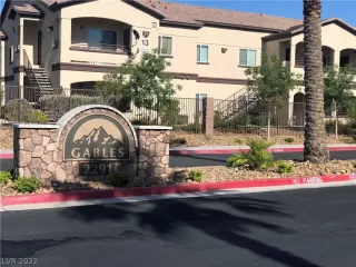 Photo #1: 2403242 Listing 