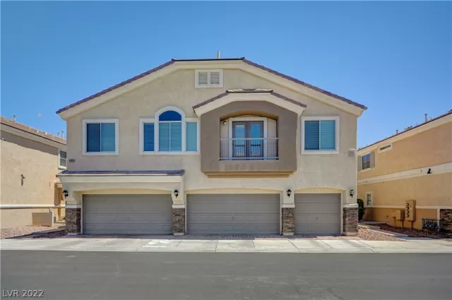 MLS: 2403256 Condo For Sale