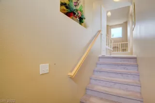 Photo #2: 2403303 Listing