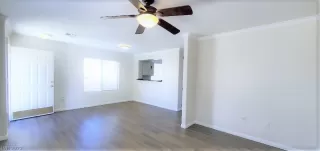 Photo #5: 2403356 Listing 