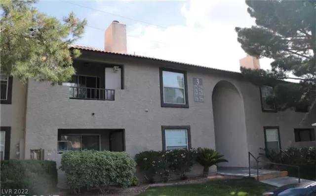 MLS: 2403426 Condo For Sale