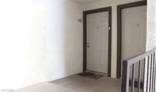 Photo #1: 2403426 Listing 