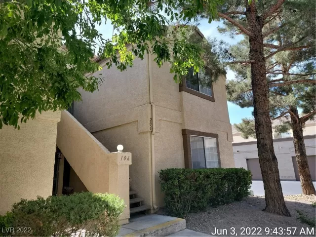 MLS: 2403487 Condo For Sale