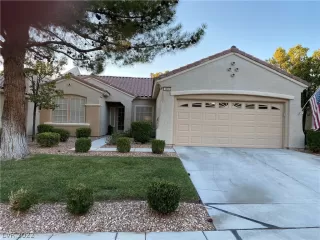 Photo #1: 2403489 Listing 