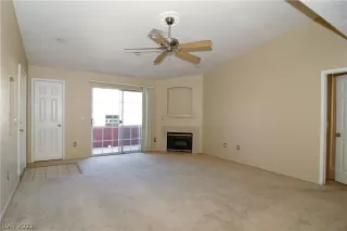 Photo #3: 2403616 Listing 