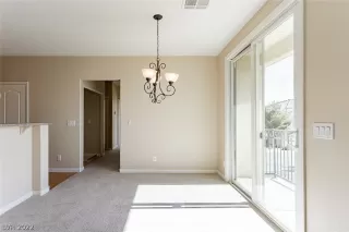 Photo #2: 2403722 Listing 