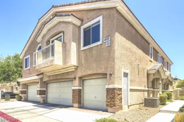 MLS: 2403764 Condo For Sale