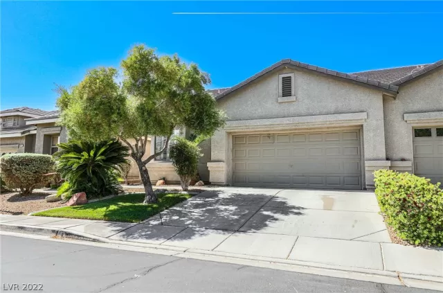 MLS: 2403832 Condo For Sale