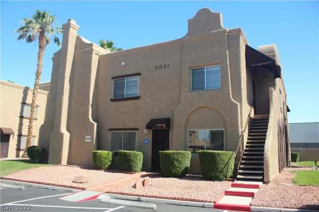 MLS: 2403848 Condo For Sale