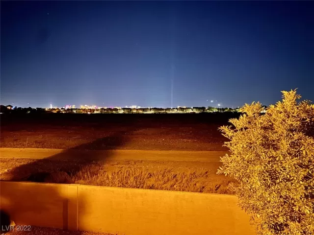 MLS: 2403864 Condo For Sale