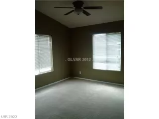 Photo #1: 2403892 Listing 