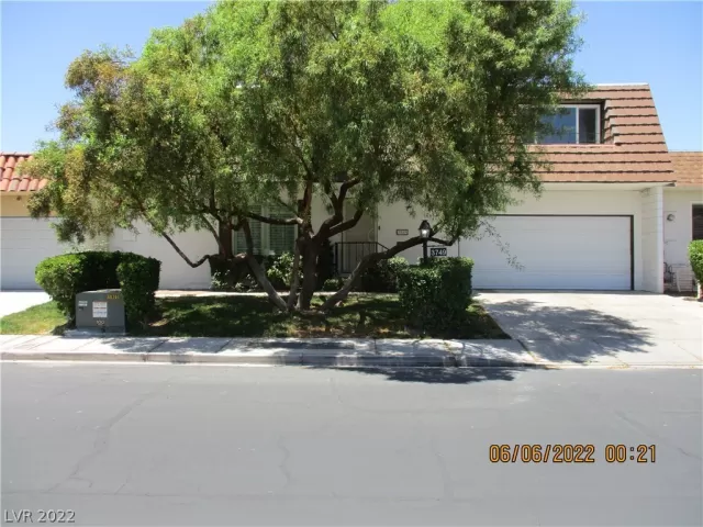 MLS: 2404037 Condo For Sale