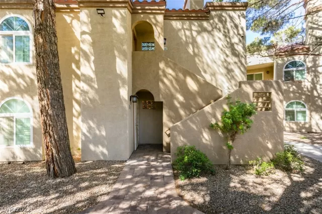 MLS: 2404081 Condo For Sale