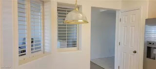 Photo #5: 2404097 Listing