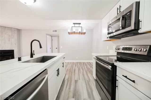 MLS: 2404123 Condo For Sale