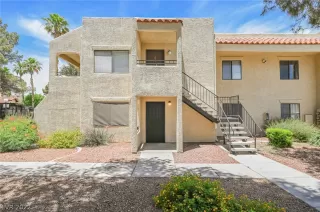 Photo #2: 2404123 Listing 