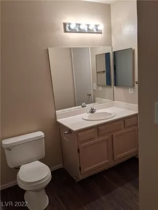 Photo #1: 2404126 Listing 