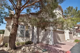 Photo #3: 2404154 Listing