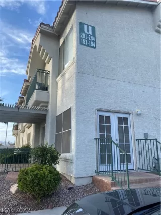 Photo #2: 2404235 Listing 