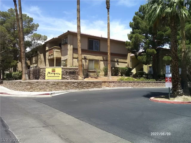 MLS: 2404251 Condo For Sale