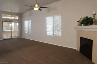 Photo #2: 2404291 Listing