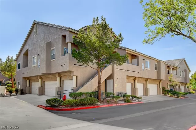 MLS: 2404342 Condo For Sale