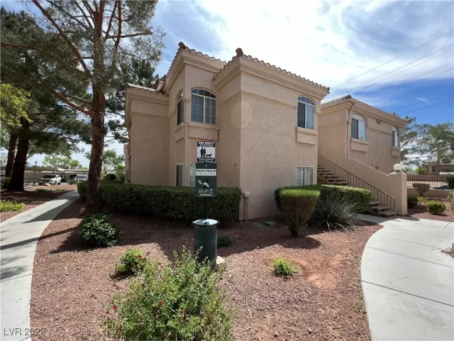 MLS: 2404381 Condo For Sale