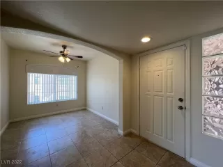 Photo #3: 2404381 Listing 