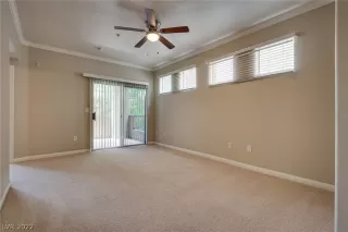 Photo #5: 2404404 Listing 