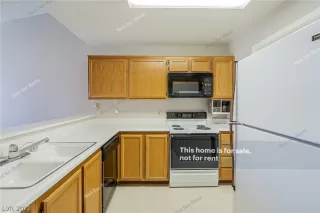 Photo #1: 2404420 Listing