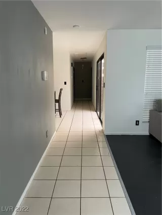 Photo #4: 2404437 Listing 