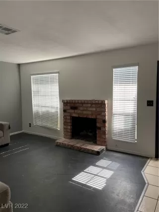 Photo #6: 2404437 Listing 