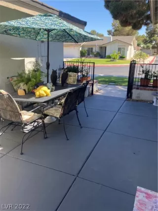 Photo #2: 2404483 Listing 