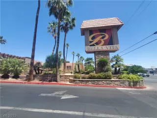 Photo #1: 2404487 Listing